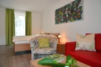 Burg Blens Hotels in Mechernich