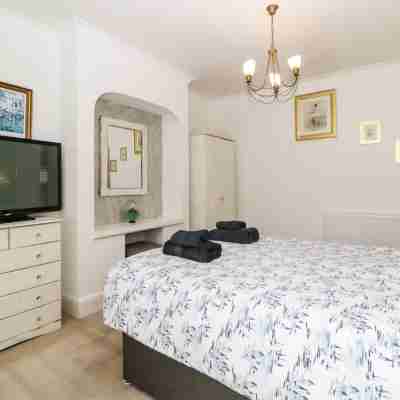 Pier View Rooms