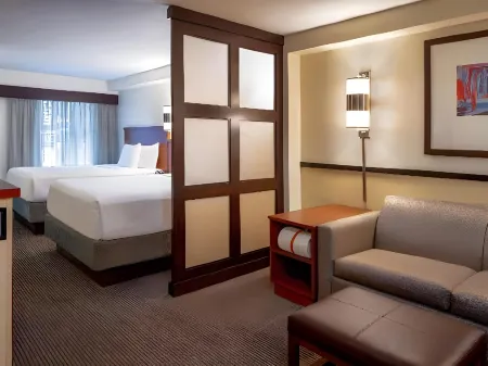 Hyatt Place Seattle Downtown