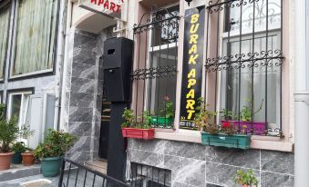 Burak Apart