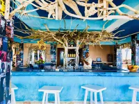 GoldenEye - bar