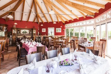 Bootsmann Отели в г. Лютенвештедт