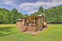 Bonfires and Bbqs! Creekside Retreat in Marshall - Parkplatz