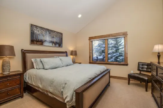 The Sanctuary Getaway - 192 Home