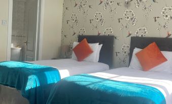 Horse and Hound Country Inn