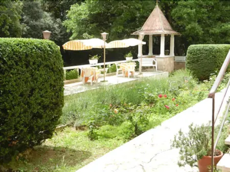 Hotel Paradiso Отели рядом с достопримечательностью «Piazza del Duomo»