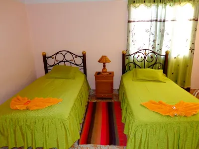 Hostal Salares Các khách sạn ở 