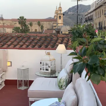 Palazzo del Poeta - Dimora Contemporanea