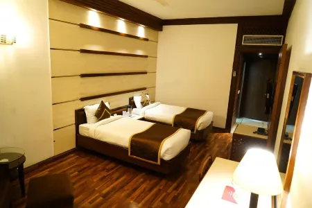 Hotel Park Inn Отели рядом с достопримечательностью «Open Hand Monument»