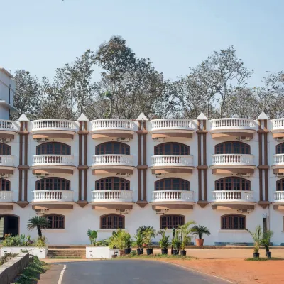 Hotel Holiday Village Hotels near Mall De Goa