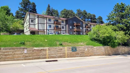 2BR/2BA Condo, near Terry peak & Trails, perfect base to explore the black hills