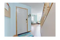 Lake Life Living Hotels in Sylvan Lake