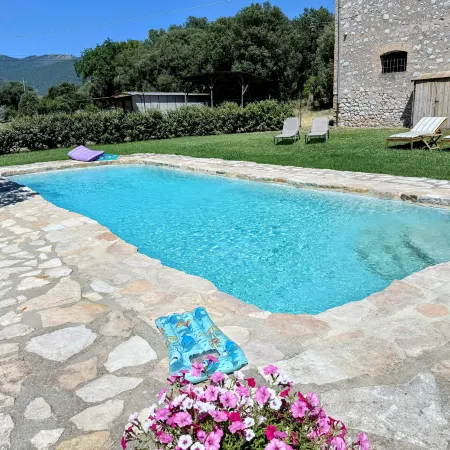 Elegant Farmhouse Retreat in Poreta, Italy