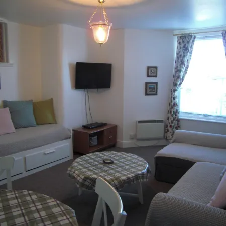 Moray Beachside Apartments