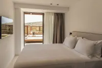 Ela Tinos - balcony