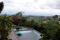 Dago Highland Resort - Yüzme Havuzu