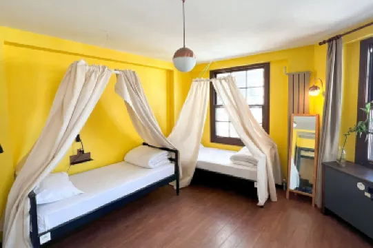 Hostel le Banc Hotel a 