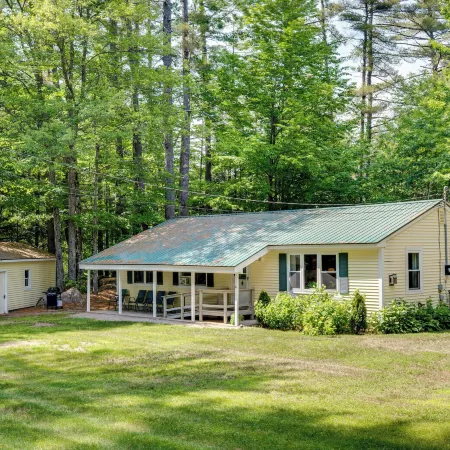Outdoor Exploration Quaint North Conway Cottage!