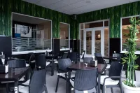Hotel Ancora Urban Center Hotels in Cee