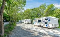 Muju Starlight Caravan & Pension
