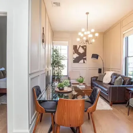 LUXE Sun Drenched 2 Bd, Steps to Brown and Wayland