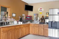 Super 8 by Wyndham Clear Lake