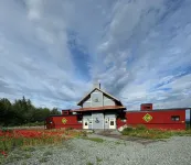 Whimsy Station Hotel in zona Paint a Scarf Alaska