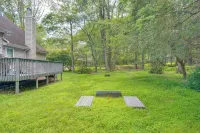 Tannersville House: Bar & Deck, 2 Mi to Ski Resort