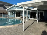 Spacious 4-bedroom house in beautiful Hernando Beach with WiFi, pool, sleeps 8 Hotels in Hernando Beach