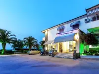 Xenios Port Marina Hotel Hotels near Paliouri Beach