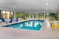 Hampton Inn Buffalo-Airport/Galleria Mall Отели в г. Чиктовага