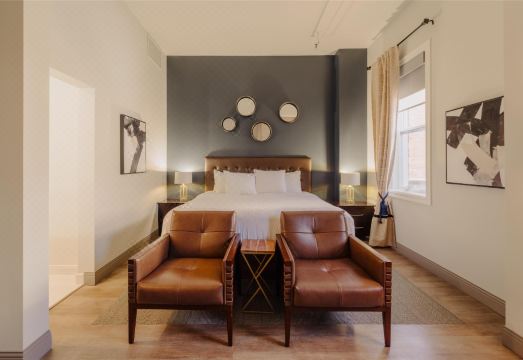 머서 호텔 다운타운의 중앙에 위치한 입지