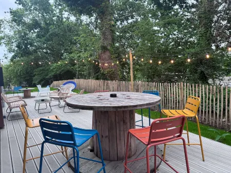 Greet Hotel Brest Aéroport Отели в г. Гипава