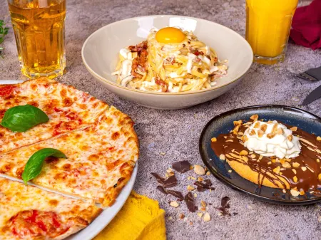 Ibis Sens Отели в г. Парон