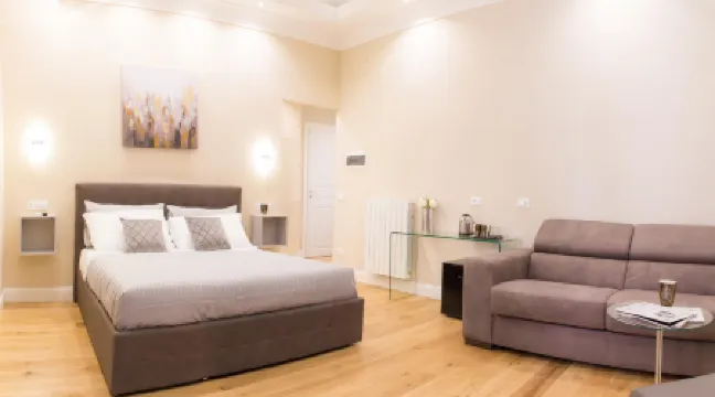 Nazionale Palace Suites Отели рядом с достопримечательностью «площадь Республики»