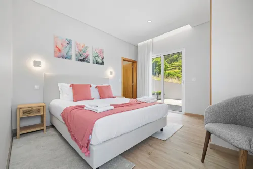 North View Guesthouse - Homestays