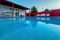 New Boutique House with Pool near the Beach - Family