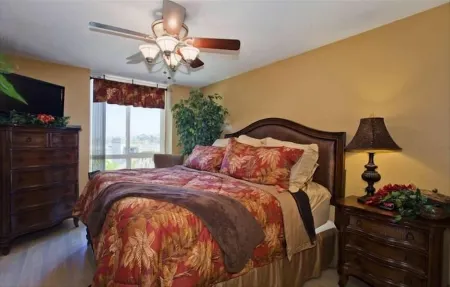 Exquisitely Remodeled Beachside Condo W/ Whitewater Views