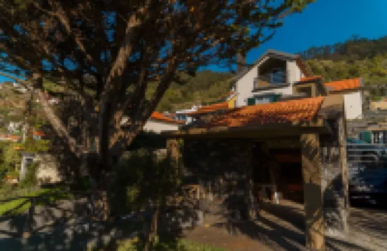 A lovely home in a quiet area  호텔