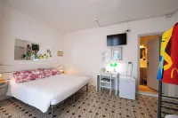 樂佩提飯店 耶索洛住宿飯店