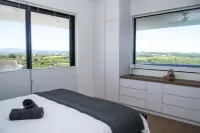 Paradise awaits Отели в г. 