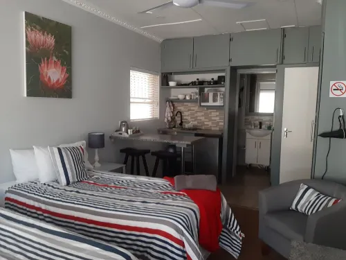 Rest4Sure Self catering unit on Route 62