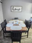 Cozy 2BR - Patio - Pet Friendly