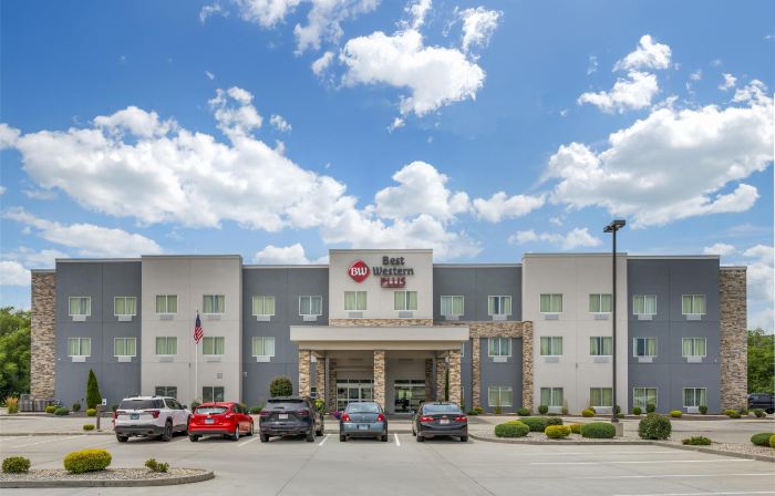 Best Western Plus Parkside Inn  Suites