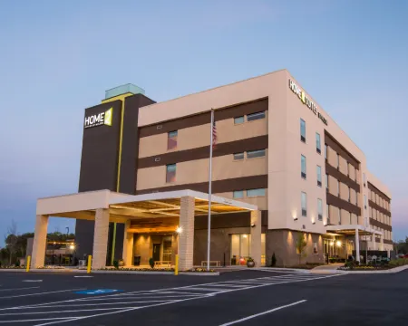 Home2 Suites by Hilton Atlanta Newnan Hotels in Newnan