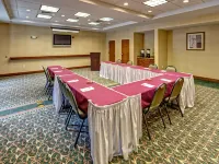 喀什爾藍寶石谷歡朋套房酒店 傑克遜縣酒店