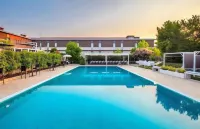 Ghv Hotel - Pool