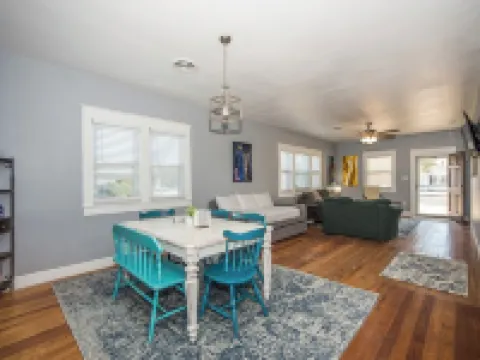 The Bensyn House, Near WTAMU & Town Square Hoteles en Canyon