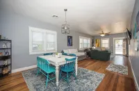 The Bensyn House, Near WTAMU & Town Square Hotels in Canyon