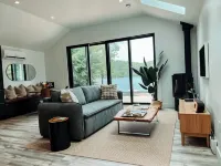 Nalu Retreat Lakeside فنادق في Goffs